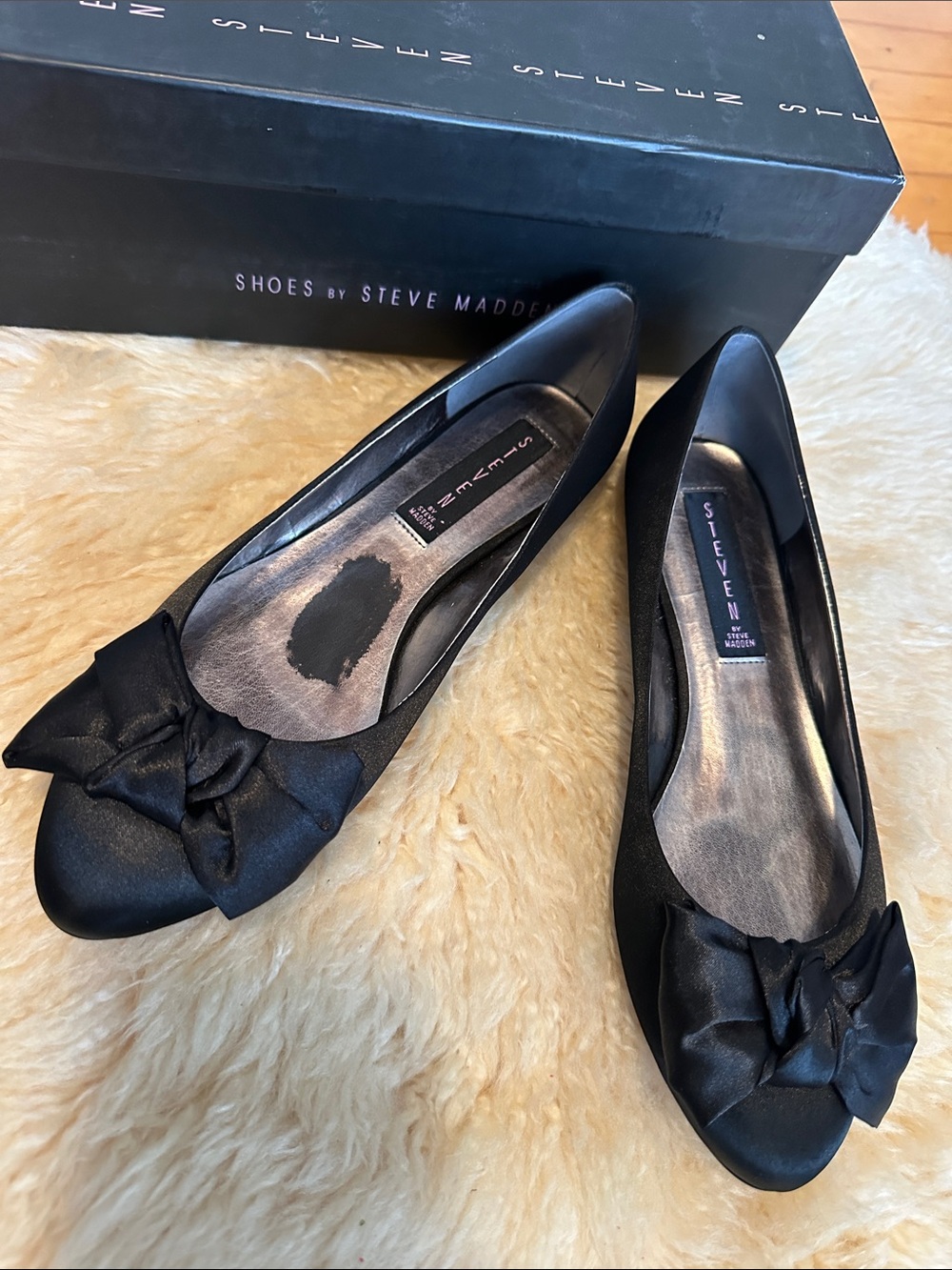Steve Madden Black Satin Bow Flats - Women